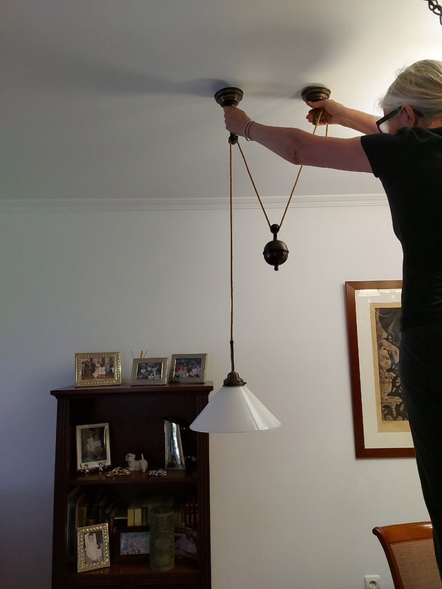 Lámpara de techo regulable en altura