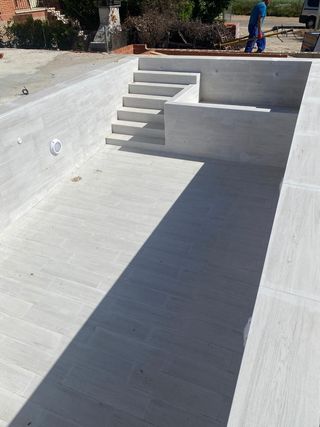 Piscinas gunitadas / Alquiler equipo gunitado