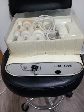 Máquina de limpieza facial