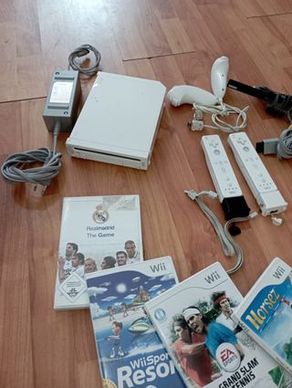 Consola completa Wii +  8 juegos 