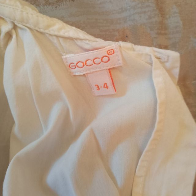 short pantalón corto y camiseta talla 4