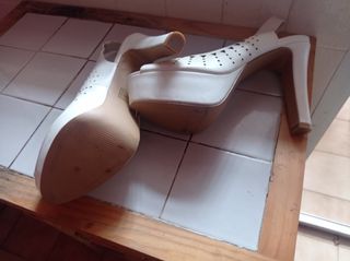 Zapatos tacón nuevos