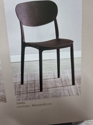 MESA COCINA CON 4 SILLAS