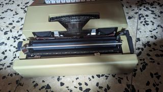 maquina de escribir olivetti lettera 25