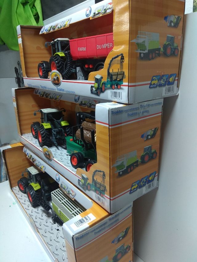 LGB Y PLAYMOBIL. TRES Piezas