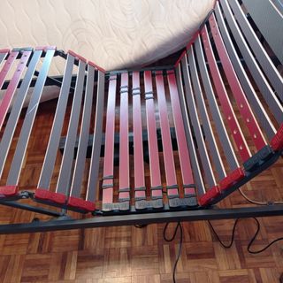 Cama articulada con colchón, de Pikolin