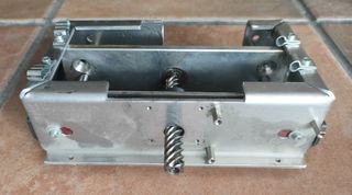 Compuerta cierre paso con husillo