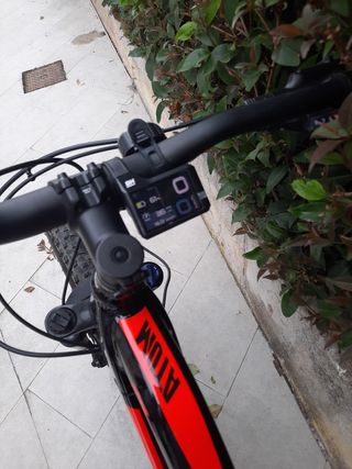 Bicicleta eléctrica. Talla M. 29"