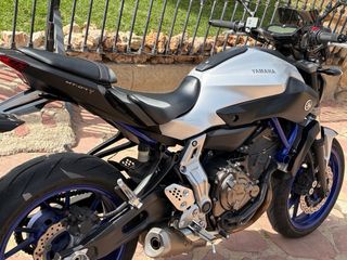 Yamaha mt07