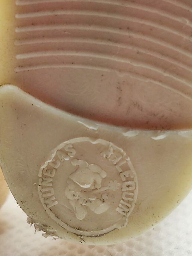 Vecchia Bambola Arlechino in Abiti Tradizionali