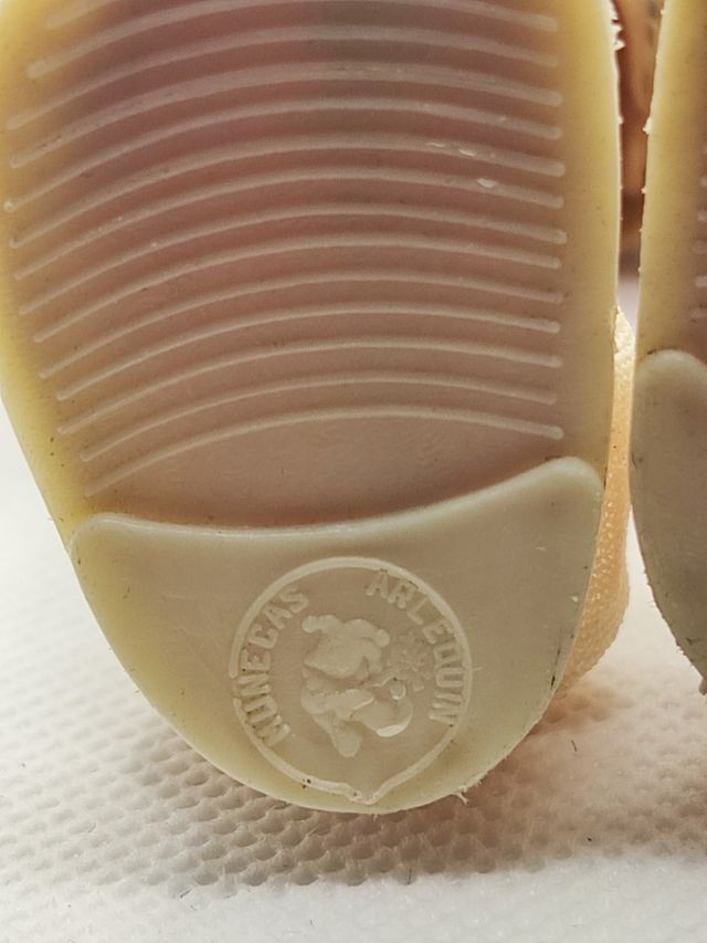 Vecchia Bambola Arlechino in Abiti Tradizionali