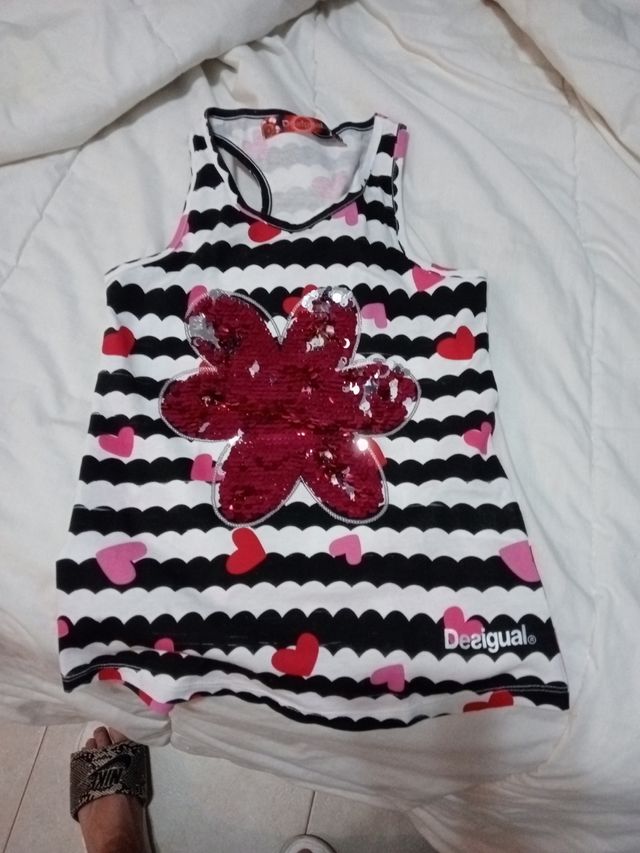 camiseta Desigual talla 9/10