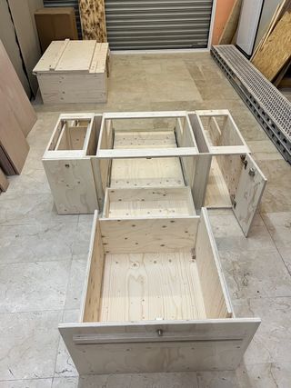 Mueble camper "Maletero T6"