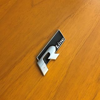 Stemma logo R Line Volkswagen nero 76x24mm