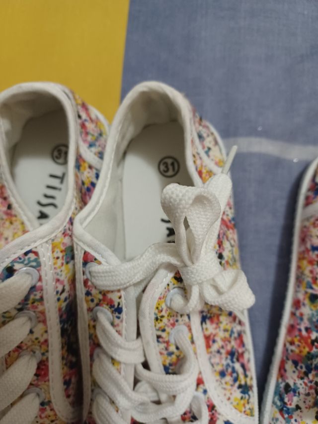 lote de zapatillas de verano