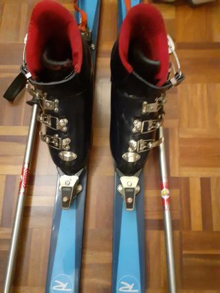 Skies,botas y bastones