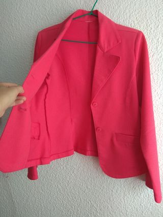 Americana de mujer rosa