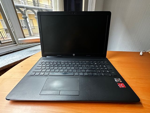 Hp Laptop 15-db1xxx de segunda mano por 220 EUR en Salamanca en WALLAPOP