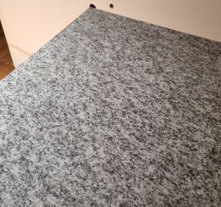 Tavolo di Design in metallo e granito