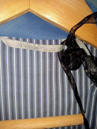 Top Silvian Heach con foulard applicato