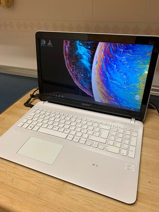 Sony Vaio de 15" intel i3/6Gb