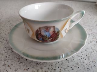 Vintage taza y platitos de porcelana