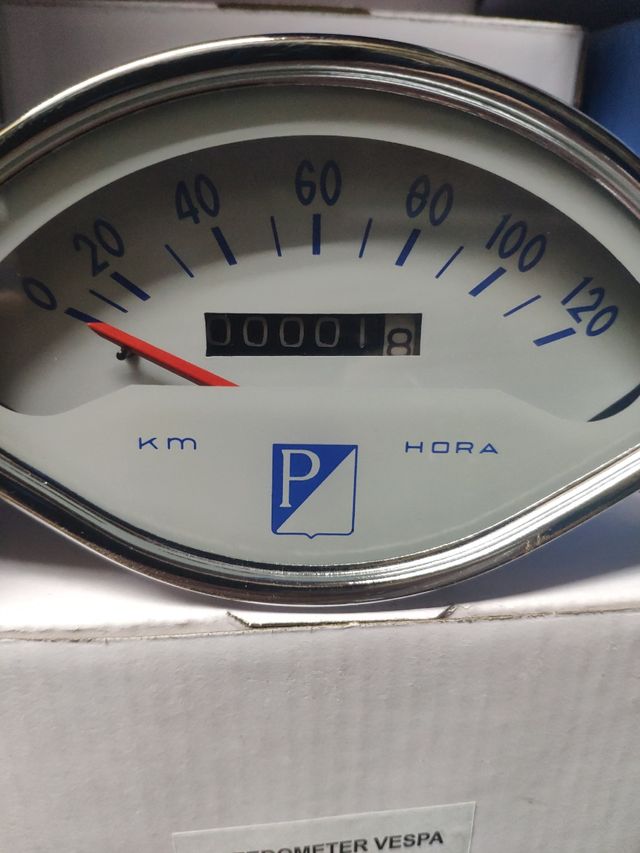 cuentakilómetros vespa