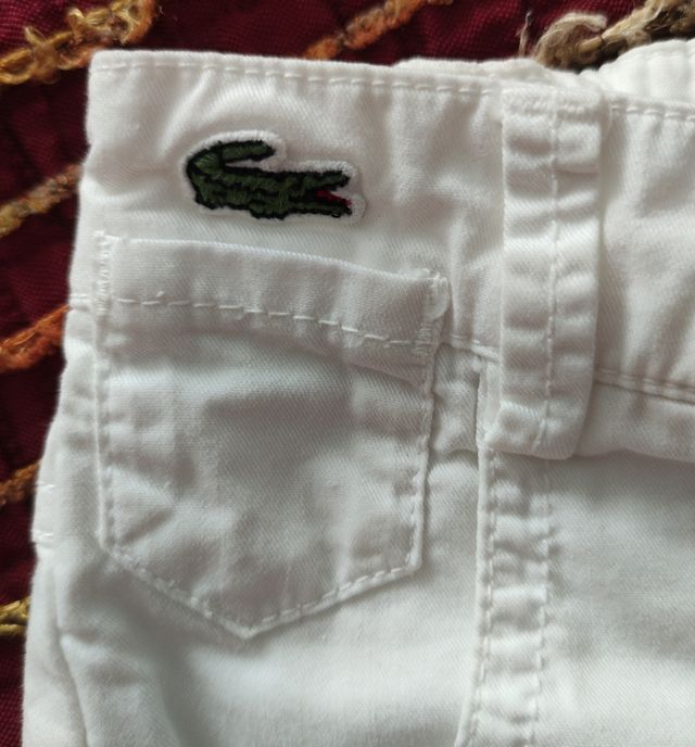 Pantalón pirata blanco "Lacoste"