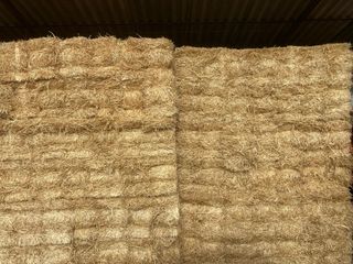 paja de cebada de secano y tambien de trigo