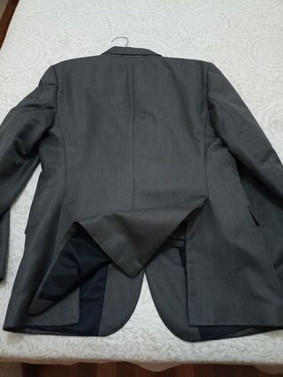 Traje zara