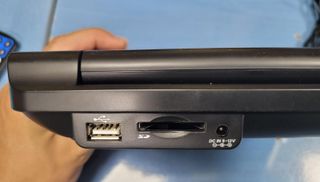 DVD/CD/MP3/USB/SD Portátil BLU:SENS como nuevo