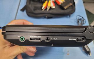 DVD/CD/MP3/USB/SD Portátil BLU:SENS como nuevo