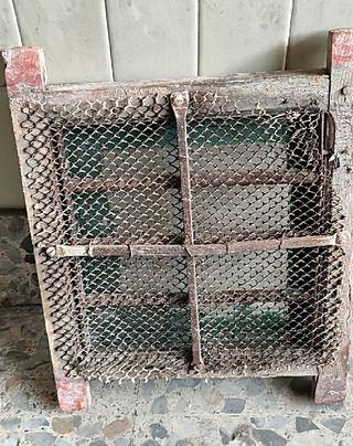 Finestra Decorativa Centenaria