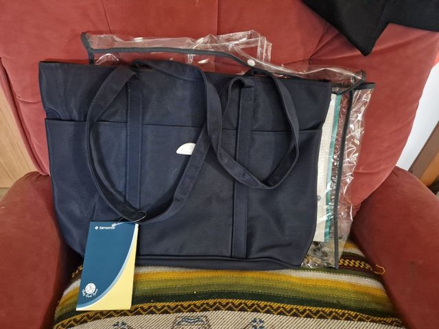 Bolso bebé sansonite