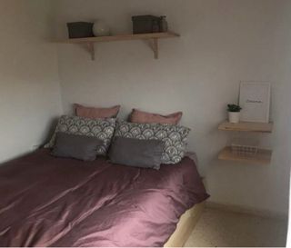 Habitación nórdica madera y armario