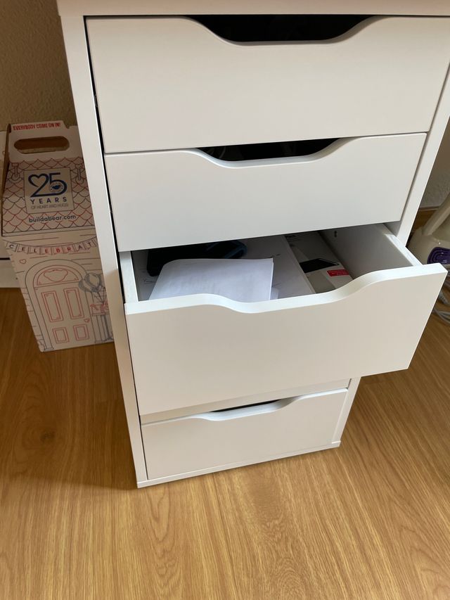 Cajonera ALEX de Ikea de segunda mano por 65 EUR en Madrid en WALLAPOP