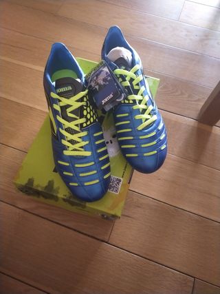 Botas de fútbol Joma