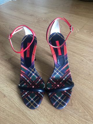 Sandalia Carolina Herrera