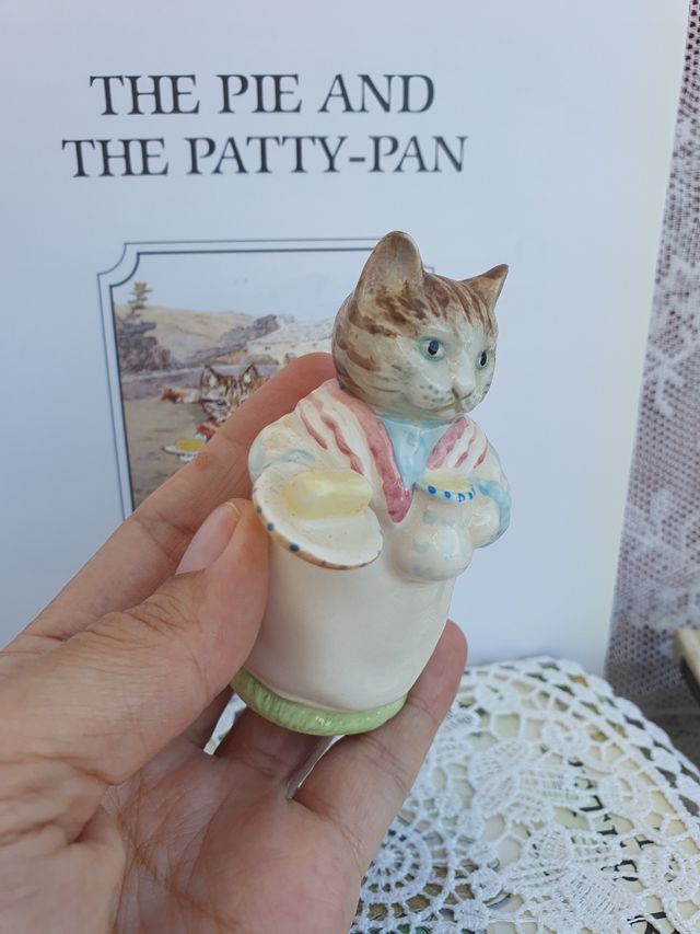 Figurina Beatrix Potter Mrs Ribby