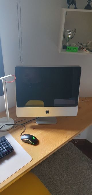 imac 8.1 intel Core 2 Duo, 2.66 GHz 4GB de RAM