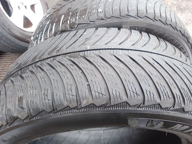 B12(225/55/18/102V)Michelin Pilot Alpin 5