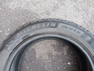 B12(225/55/18/102V)Michelin Pilot Alpin 5