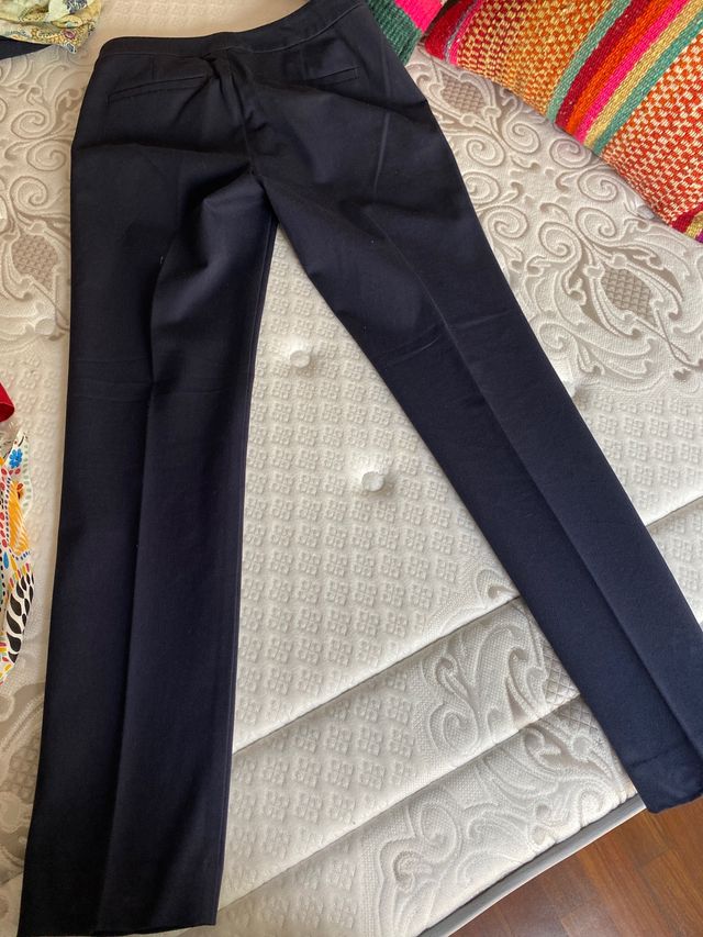 Pantalón femenino tipo chino, marino talla 38-40,