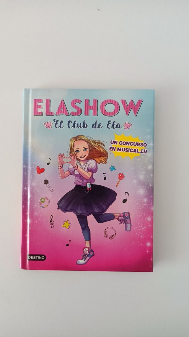 Libro de ELASHOW El Club de Ela