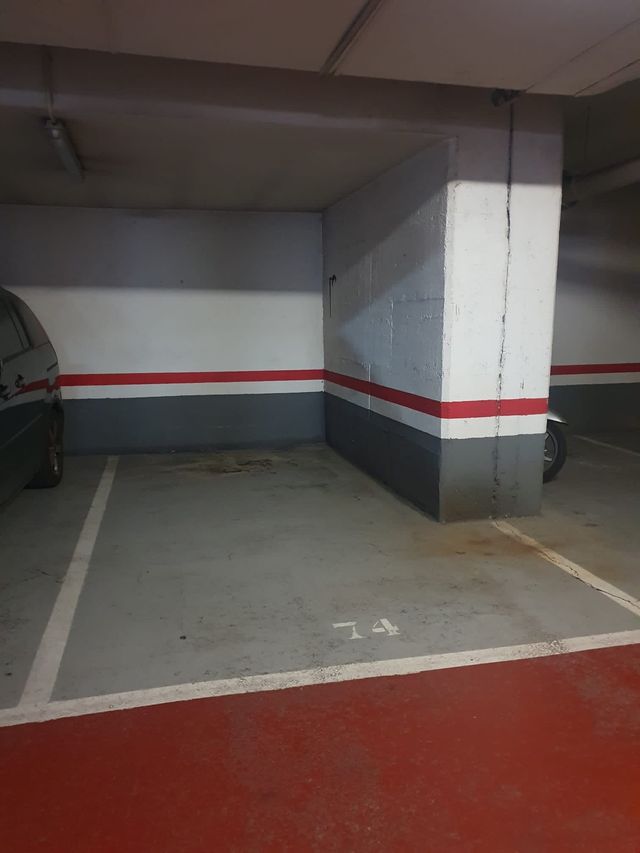 Vendo plaza pk. Psg.Sant Gervasi/Teodora Lamadrid