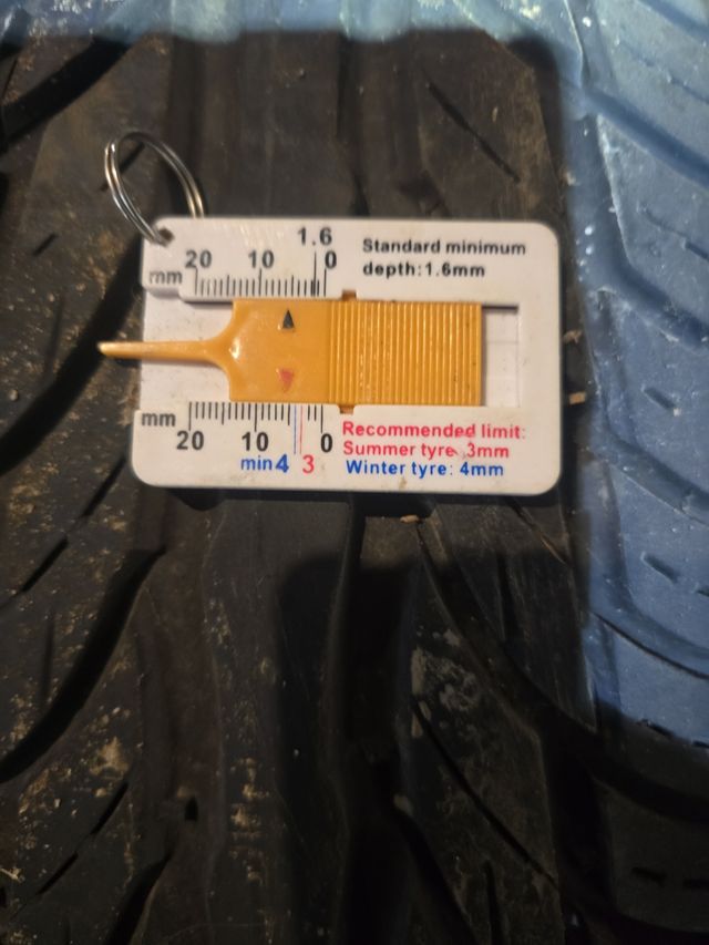 Neumaticos usados 225/65/17