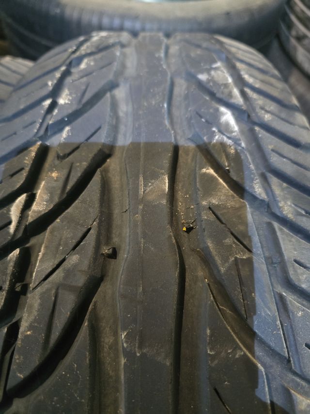 Neumaticos usados 225/65/17