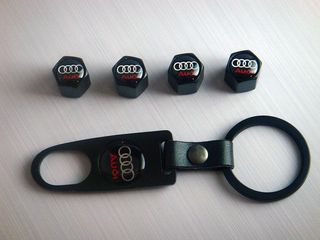 Llavero y tapones Audi