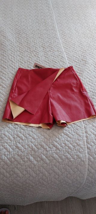 Falda pantalon  piel
