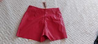 Falda pantalon  piel